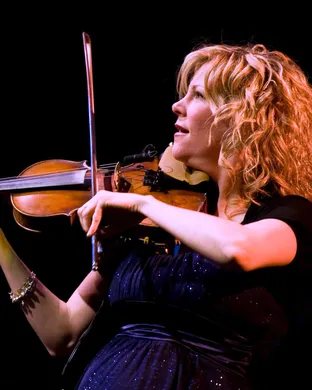 Natalie MacMaster