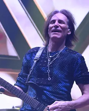 SatchVai Band: Joe Satriani & Steve Vai & Animals As Leaders