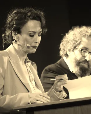 The Jury Experience: An Immersive Courtroom Case